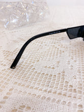 Load image into Gallery viewer, Occhiali da sole Givenchy