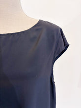 Carica l'immagine nel visualizzatore di Gallery, Maglia tinta unita  - Taglia unica