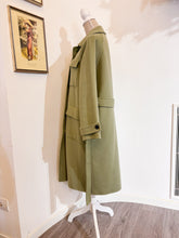 Load image into Gallery viewer, Cappotto verde salvia - Taglia S