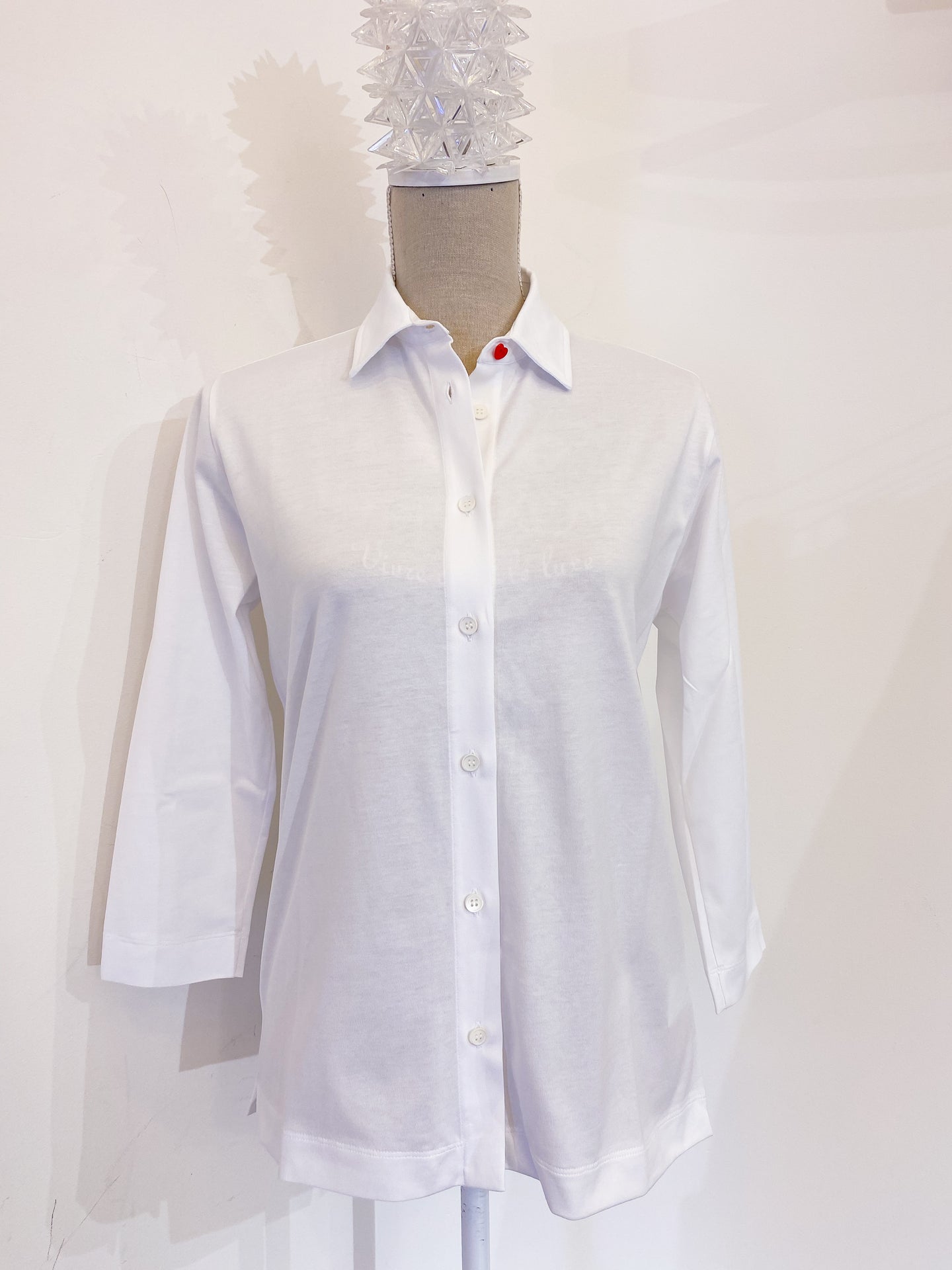 Giulia bianca- Camicia in maglia - Bottoncino a cuore