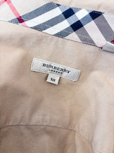 Carica l'immagine nel visualizzatore di Gallery, Camicia Burberry - Taglia XS