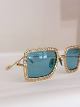 Carica l'immagine nel visualizzatore di Gallery, Occhiali da sole Gucci
