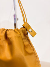 Load image into Gallery viewer, Pouch Prada seta