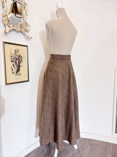Carica l'immagine nel visualizzatore di Gallery, Gonna tartan moka - Taglia XS/S