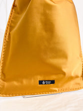 Load image into Gallery viewer, Pouch Prada seta