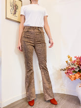 Load image into Gallery viewer, Animal print jeans - Size 27