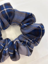 Carica l'immagine nel visualizzatore di Gallery, Elastico per capelli tartan grigio/blu