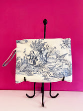 Load image into Gallery viewer, Toile de Jouy denim clutch bag