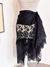 Load image into Gallery viewer, Pareo scialle in pizzo
