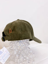 Carica l&#39;immagine nel visualizzatore di Gallery, Cappellino baseball: DO NOT DISTURB