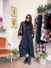 Carica l&#39;immagine nel visualizzatore di Gallery, Chiodo in pelle imbottito - Taglia 46