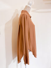 Load image into Gallery viewer, Camicia over seta nude