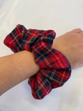 Load image into Gallery viewer, Tartan hair tie