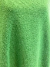 Carica l'immagine nel visualizzatore di Gallery, Maglione verde cachemire - Taglia 52