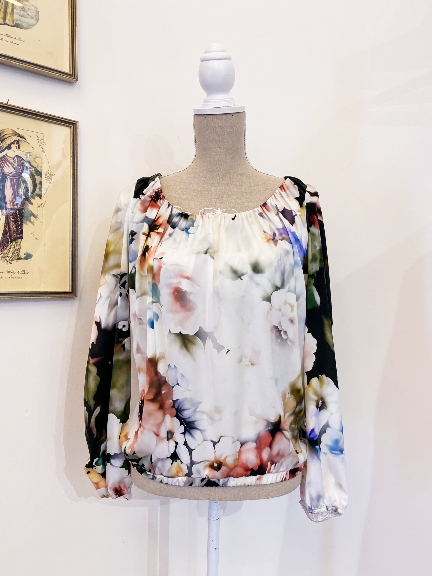 Flower blouse - Size 44