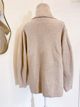 Carica l&#39;immagine nel visualizzatore di Gallery, Maxi maglia a coste