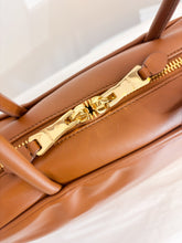 Load image into Gallery viewer, Borsa Beau Miu Miu