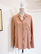 Load image into Gallery viewer, Camicia over seta cipria