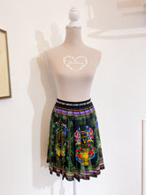 Load image into Gallery viewer, Gonna pieghe - Taglia 42