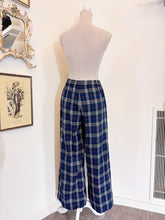 Carica l'immagine nel visualizzatore di Gallery, Pantalone  Tartan  - Taglia 42/44