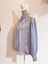 Carica l'immagine nel visualizzatore di Gallery, Camicia romantica - Taglia 38/40