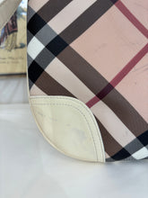 Carica l'immagine nel visualizzatore di Gallery, Borsa postina Burberry