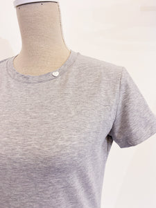 Gray Flora Tshirt - Slim - White heart button