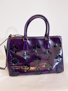 Flowers Galleria Double Zip