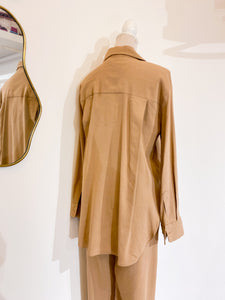 Camicia over biscotto