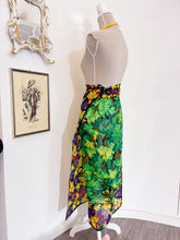 Carica l'immagine nel visualizzatore di Gallery, Pareo fiori Kenzo