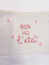 Carica l'immagine nel visualizzatore di Gallery, Pochette ricamata a mano