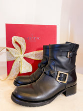 Carica l&#39;immagine nel visualizzatore di Gallery, Biker Rockstud- n.39 1/2