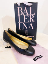 Load image into Gallery viewer, Nappa leather ballet flats - N. 37
