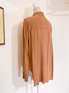 Camicia over seta nude