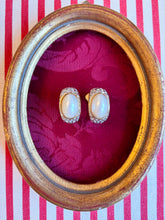 Carica l'immagine nel visualizzatore di Gallery, Orecchini vintage Vogue