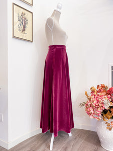 Velvet skirt - Size 46 