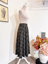Carica l&#39;immagine nel visualizzatore di Gallery, Gonna Scozzese Limited edition - Tg S