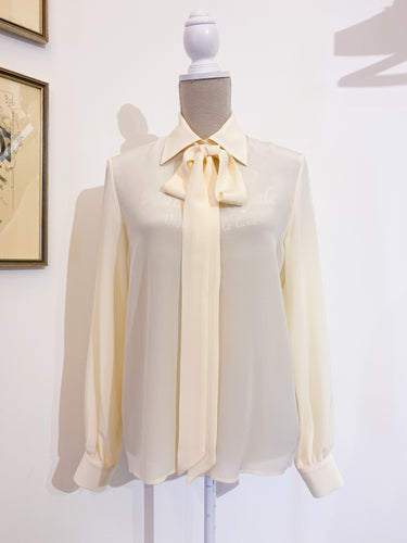 Camicia in seta avorio + sciarpina