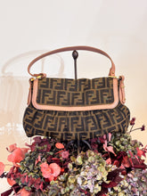 Carica l'immagine nel visualizzatore di Gallery, Fendi Chef monogram