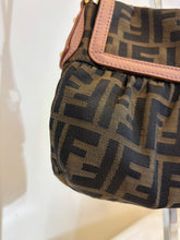 Carica l'immagine nel visualizzatore di Gallery, Fendi Chef monogram