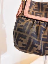 Carica l'immagine nel visualizzatore di Gallery, Fendi Chef monogram