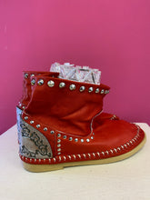 Load image into Gallery viewer, Handcrafted summer boots - N.38