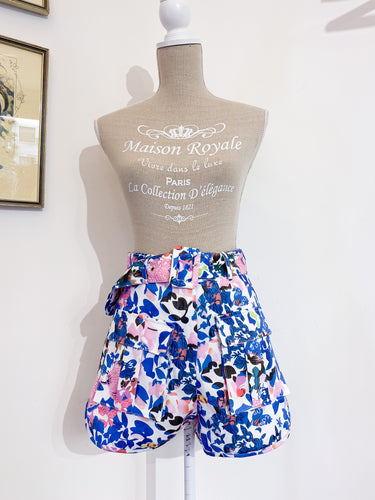 Ernestine Shorts - Size 42