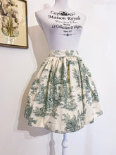 Load image into Gallery viewer, Miniskirt - Toile de Jouy green - Size 40