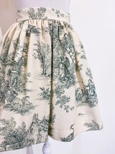 Load image into Gallery viewer, Miniskirt - Toile de Jouy green - Size 40