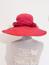 Carica l&#39;immagine nel visualizzatore di Gallery, Cappello in paglia