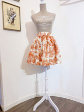 Load image into Gallery viewer, Miniskirt - Toile de Jouy rust - Size 44