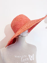 Carica l&#39;immagine nel visualizzatore di Gallery, Cappello in paglia