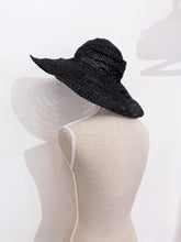 Carica l&#39;immagine nel visualizzatore di Gallery, Cappello vintage in paglia