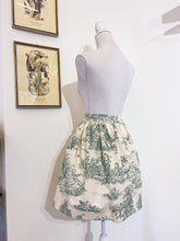 Load image into Gallery viewer, Miniskirt - Toile de Jouy green - Size 40